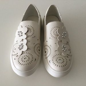 NEW Nanette Lepore Whitney Slip-on Sneaker Sz 9